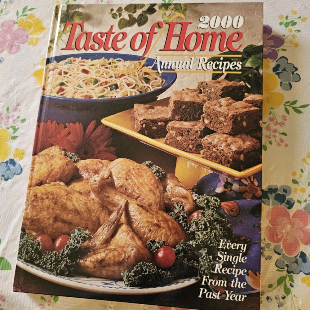 Taste of Home Cook Book Year 2000